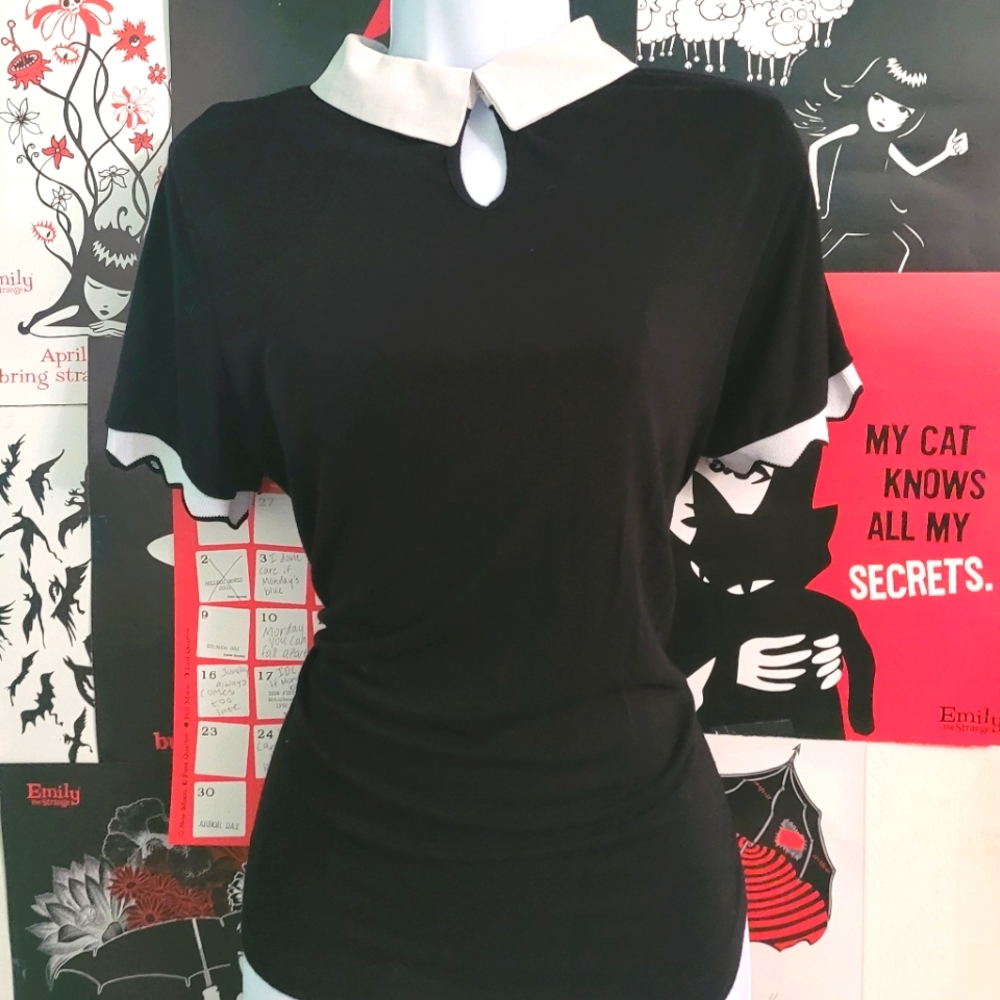 Collared top